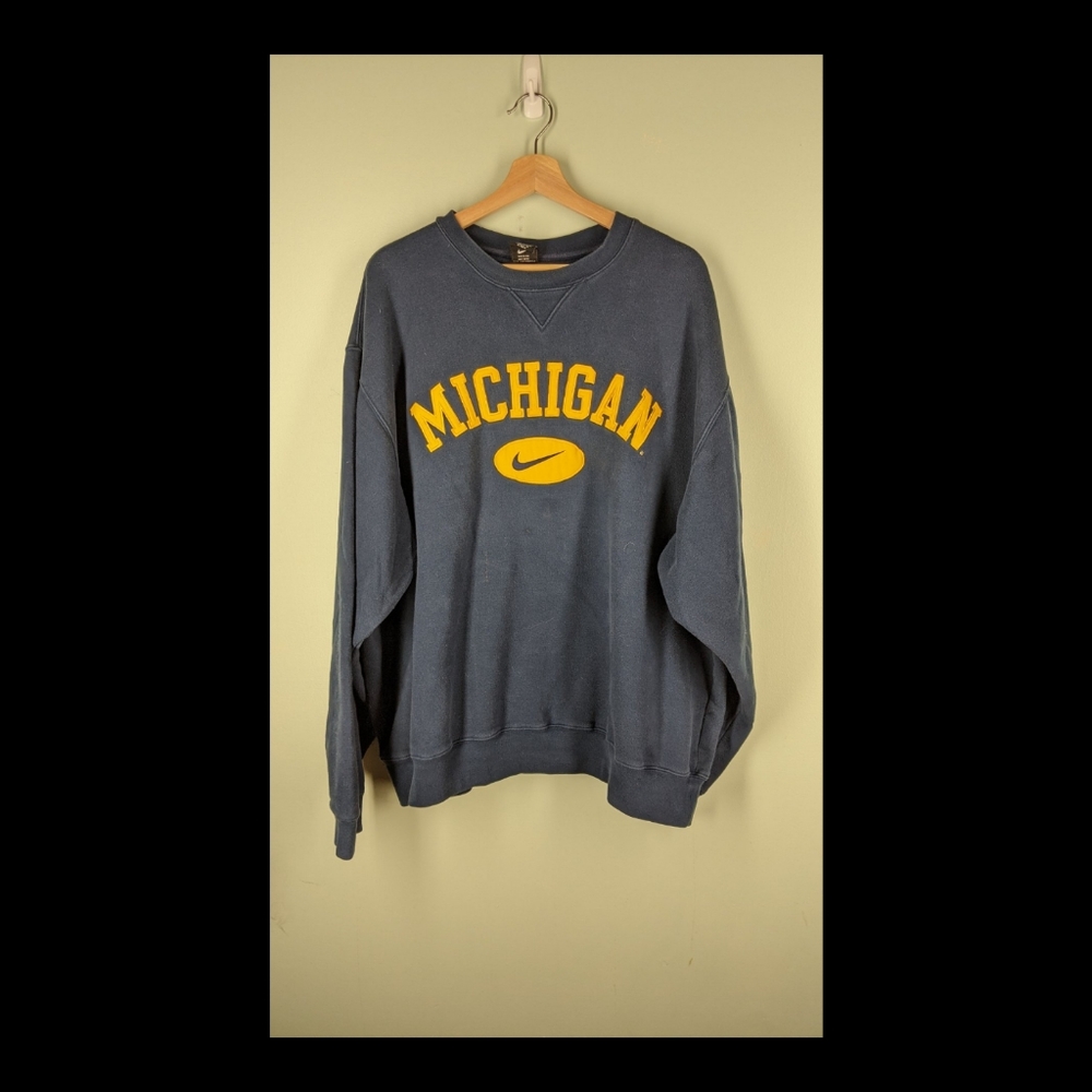 Vintage 1990s Nike Michigan Sweatshirt